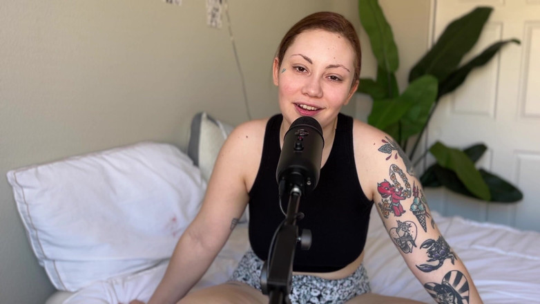 Lenna Lux: Asmr 肮脏的谈话刺激