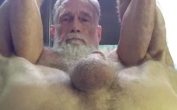 Mr hairy gardener: Loch centric edit