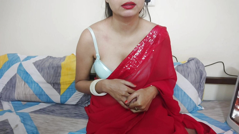 Saarabhabhi6: Caliente india hijastra con perfecto coño es follada por padrastro...