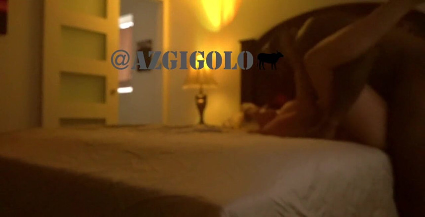 AZGIGOLO: Diversão íntima e leve com uma esposa gostosa peituda e loira...