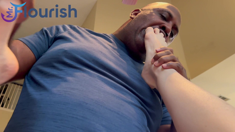 The Flourish XXX: meri sharaarti parosan: Nicole rae aur mrflourish