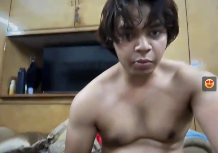 Luxe Ryn: Erste Live-camshow Von Geilem Indischen Twink