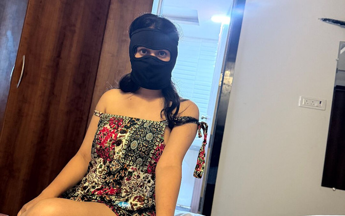 wildDesipair: Налякана зведена сестра ділить ліжко зі зведеним братом, це закінчується грубим трахом