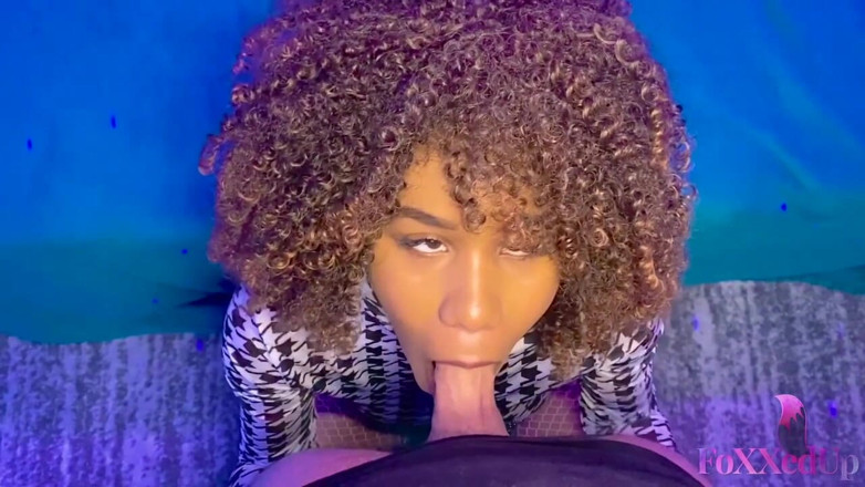 Jenna Foxx: 룸메이트에게 질싸 당하는 Jenna Foxx!