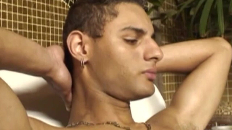 Fucked bareback for the first time: pool men sundar laatini