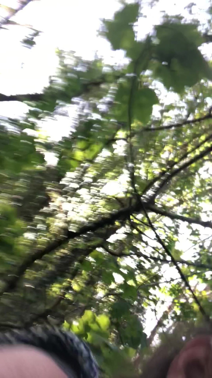 Pissing Paradise: Putain! J’avais Besoin De Ce Pipi Dans Un Lieu Public!