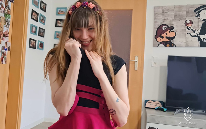 Anne Eden: Un clito se fait doigter en baisant pour un creampie !