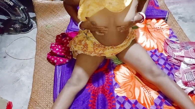Dogrupali69: Bhabhi ringde och knullade mig efter att ha haft bra...