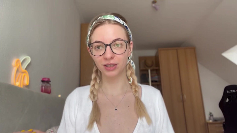 Goddess_Bella_Rae: Voors en tegens van zijn in een door een vrouw...