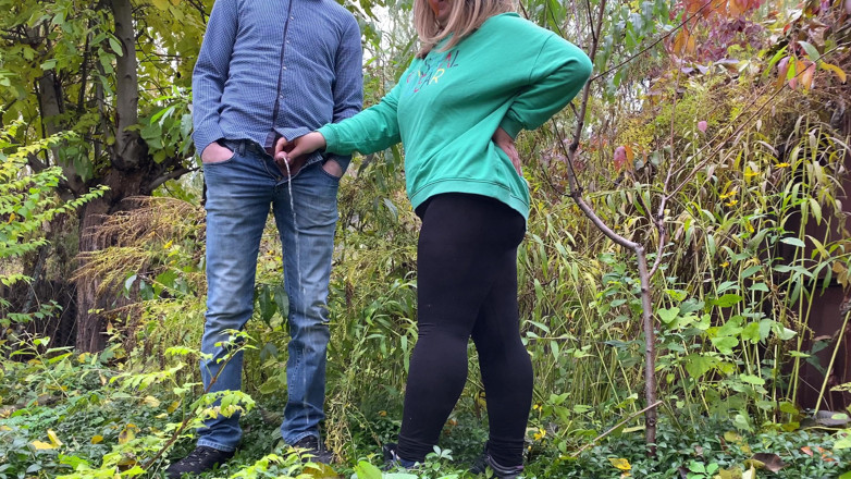 OurFetishLife: Cette belle-mère MILF dévergondée sait toujours comment faire en sorte...