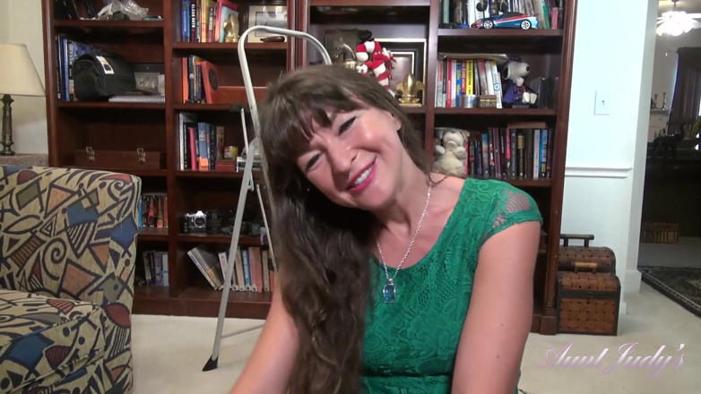 Aunt Judy's: Auntjudys - день прибирання з 49-річною техаською аматоркою Габріеллою