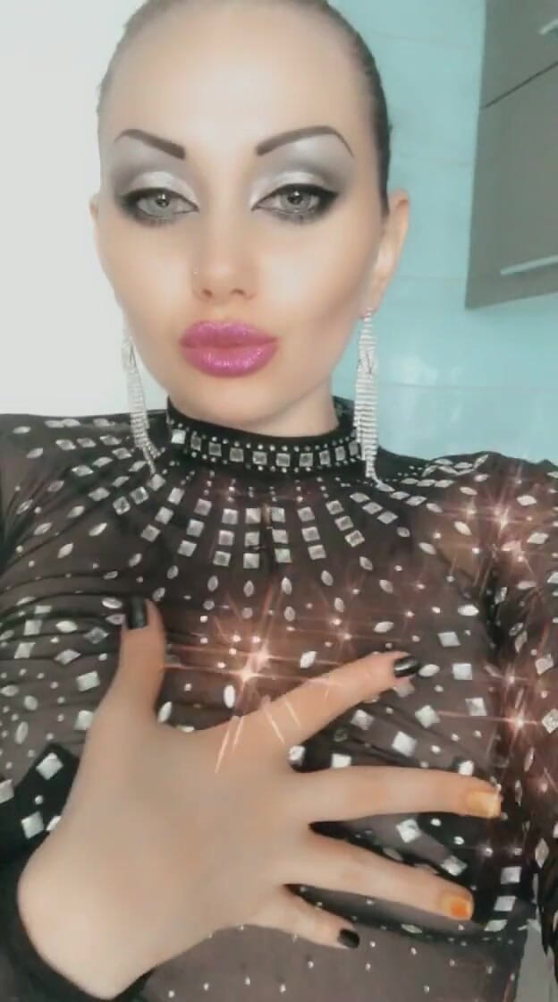 Goddess Misha Goldy: Bogini Misha Goldy część 1