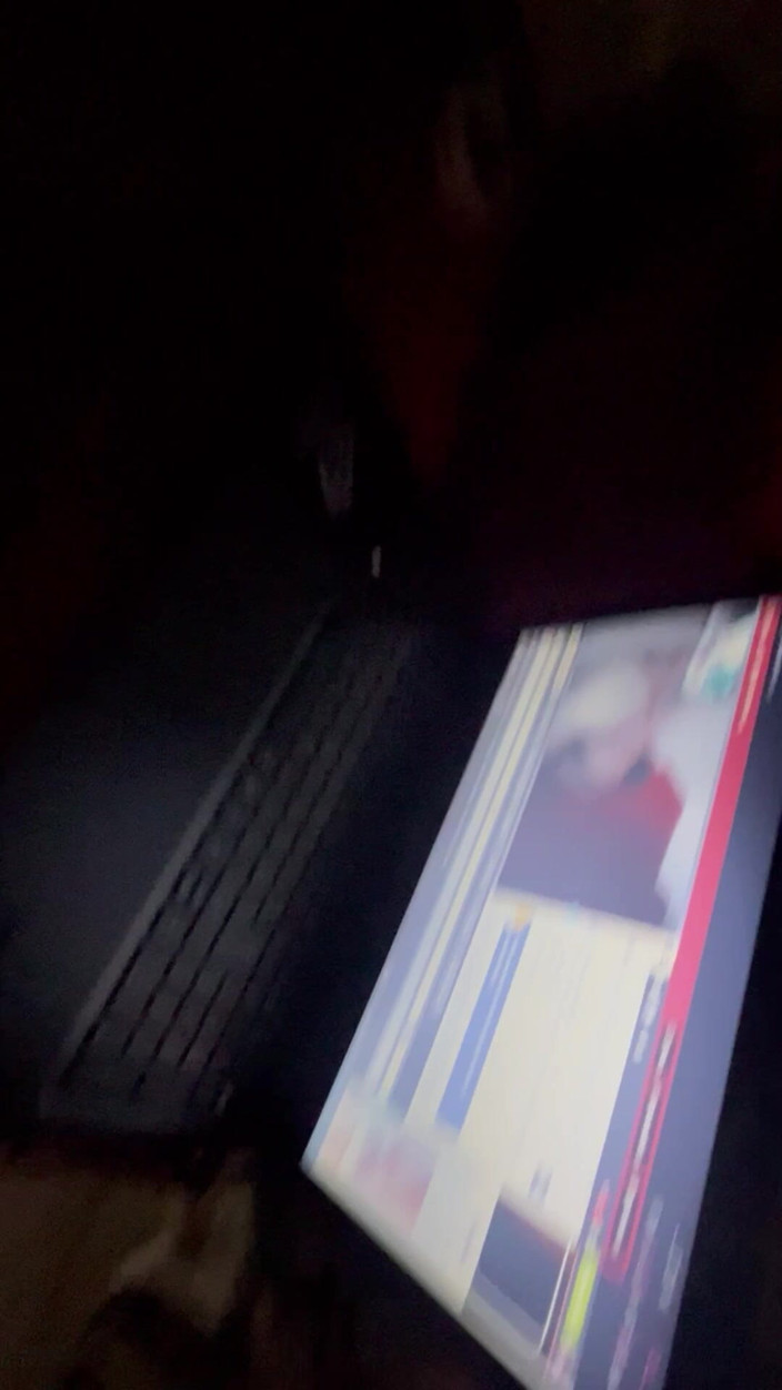 ParejaTop31: Gagica a luat foc cu spectacolele ei în direct