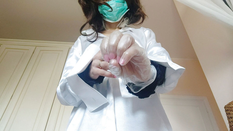 savannahamatoriale: Ce doctor scrupulos! Face un splendid examen rectal