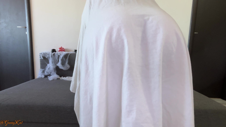 GassyKat: Ghost scheten: spookgas onder het laken