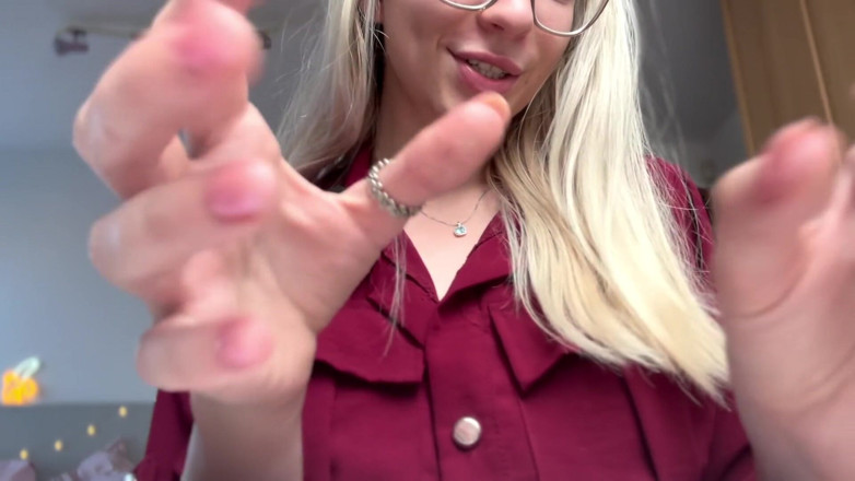 Goddess_Bella_Rae: Zlá dívka tě trestá lechtáním Asmr