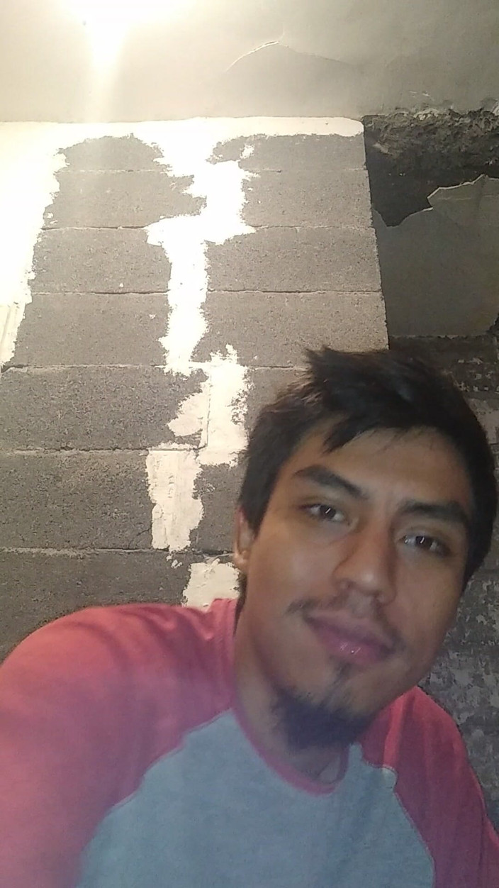 AlexAlejandro13: Je sais que tu aimes beaucoup voir ma bite