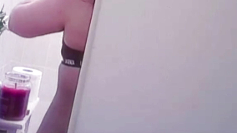 hot suman: Desi Bhabhi Łazienka wideo