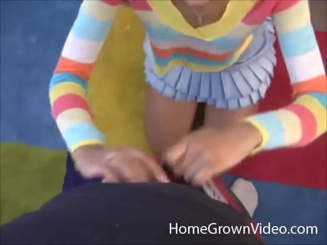 Homegrown Ebony: Melvina daje Penisowi świetną głowę