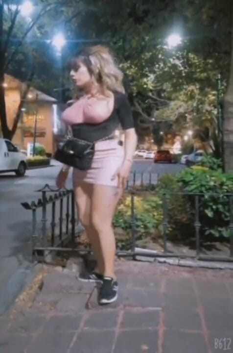 Barbietransxxxx: Tranny anální sex venku hardcore