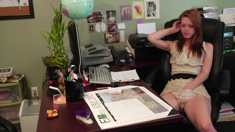 Lezdom Austria: Mature office chief seduce her redhead teen employer