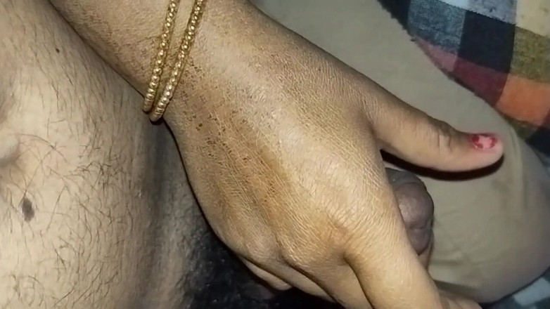 Ankit: Une bhabhi du village et son devar, sexe romantique