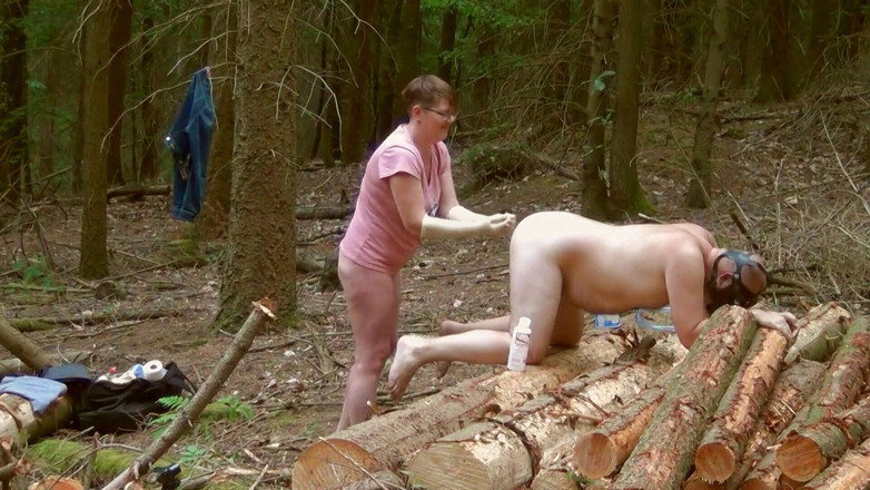 Marcus Pollack: Nurse Sandra pools in the slave arch and then fires...
