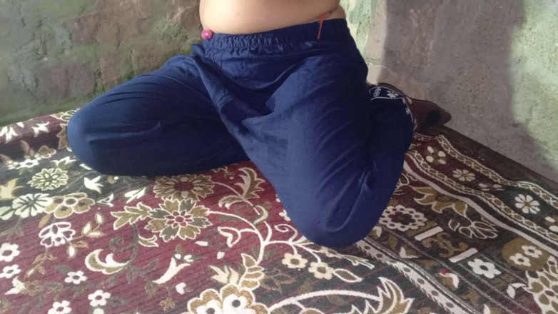 Amrita: Bhabhi Ko Raat Me Jor Se Chudhai in House Hindi...