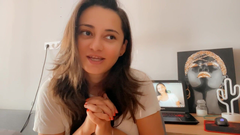 Malati Sex Education: Найкращі лесбійські позиції