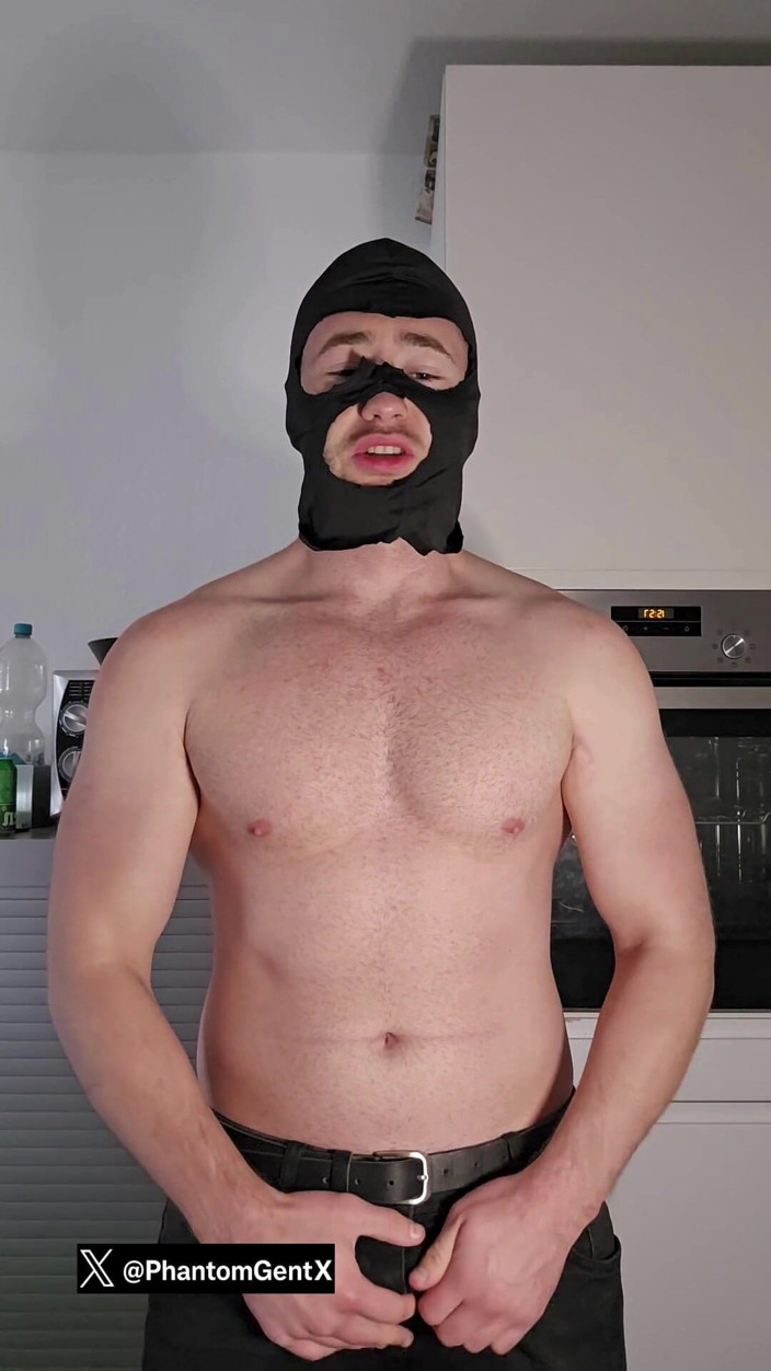 PhantomGentX: Phantomgentx, schwule solo-schläge, riesigen schwanz mit wilden Dirtytalk - Folge auf...
