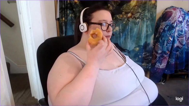 SSBBWLadyBrads: En iyi patron bana çörek yediriyor