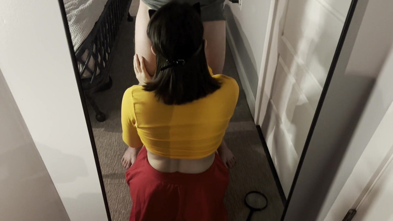 gabriellablows: Jinkies! Velma verlor ihre brille und wurde mit etwas klebriges...