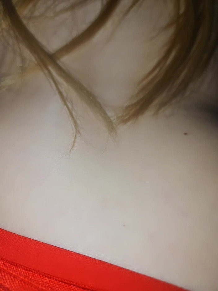 Hotblondygirl: Hotblondygirl zerżnięta pod każdym względem czerwoną bielizną