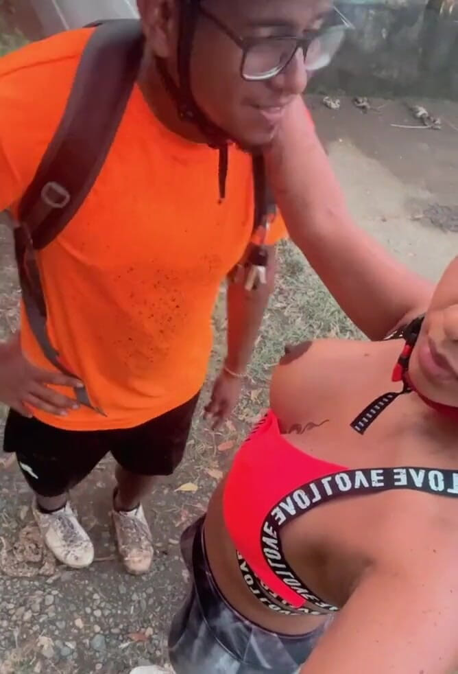 Leyne Rodriguez: Aku suka banget dudukin sepeda motor ini!