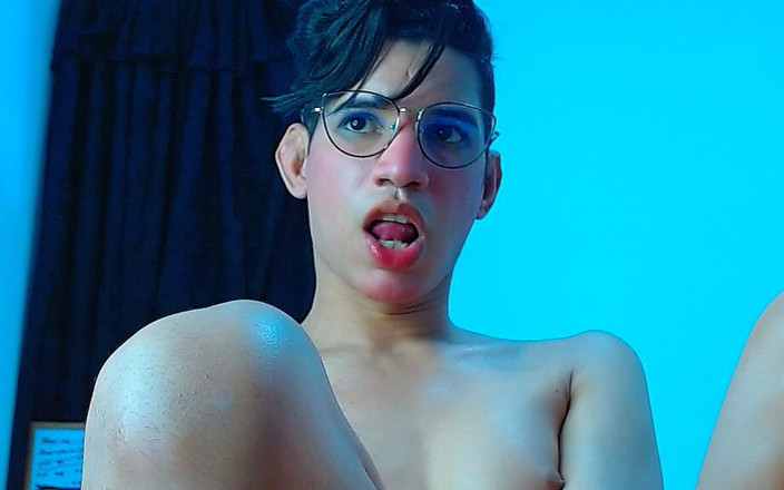 Ariel Femboy: saabun men dhake mere sharir ke saath tumhen chidhaana