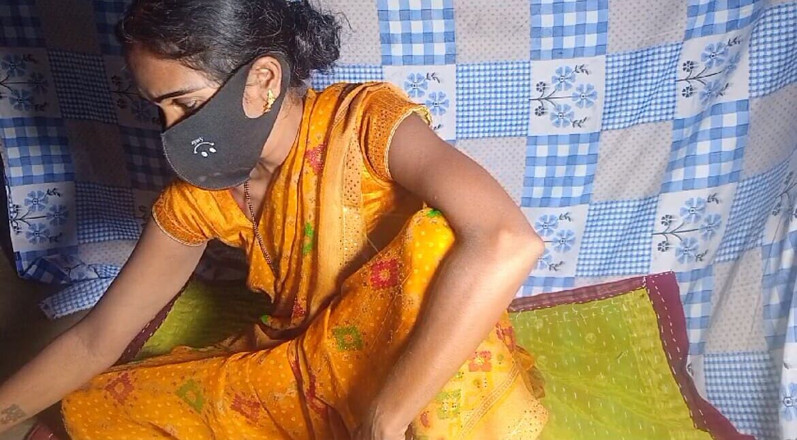RadhaDevi: Bhabhi desi dengan teman lelakinya