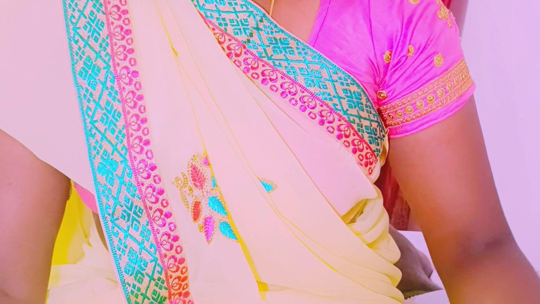 Telugu honey lips: Video completo.village desi moglie tradisce marito scopando il patrigno del...