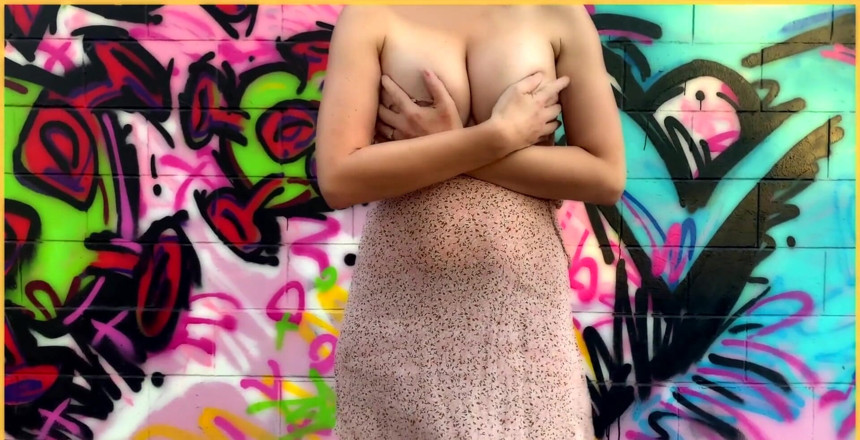 Wifey Does: Uscire in un vestito estivo per esibirsi