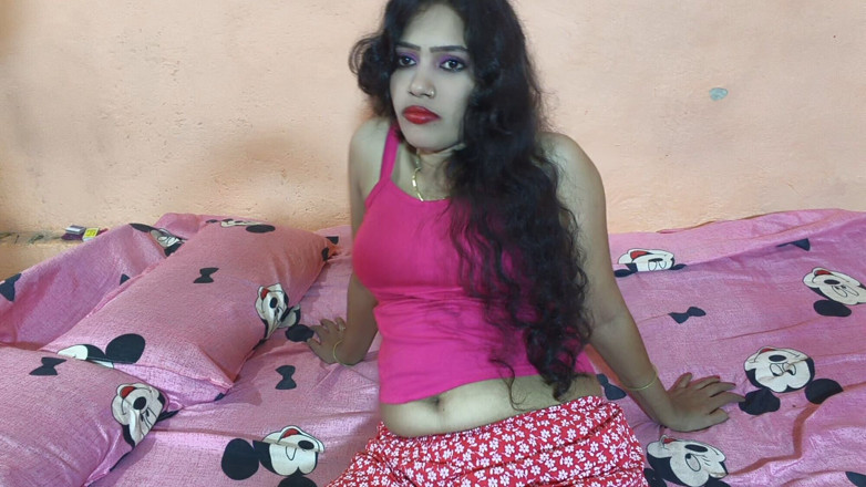 Sona bhabhi: Sona bhabhi sexy pour la première fois se doigte la...