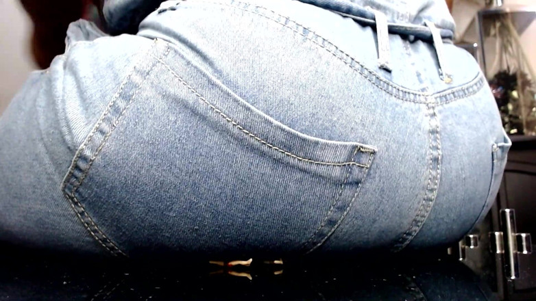 Maeling: Chlapci zničeni v jeans ass-fyxiation s Obřím zadkem nevědomí