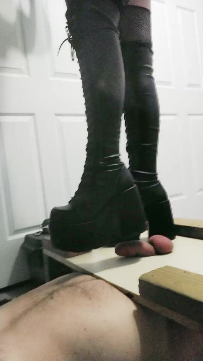 Miss jj chose: Botas Demonia por encima de la rodilla
