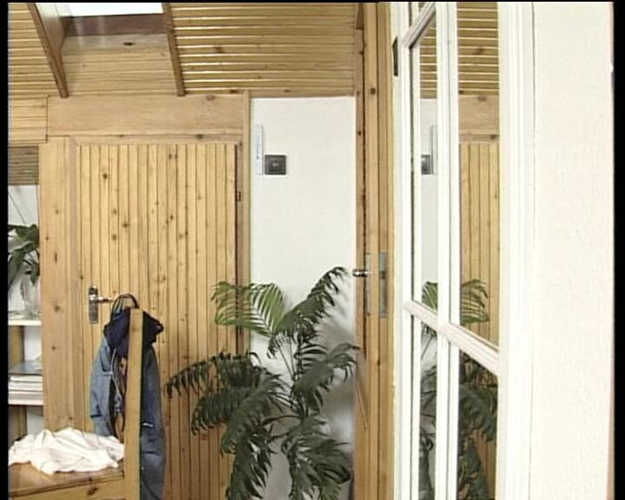 Deutscher hardcore: Bunicuțele blonde germane sunt aici pentru a fi distruse în patru