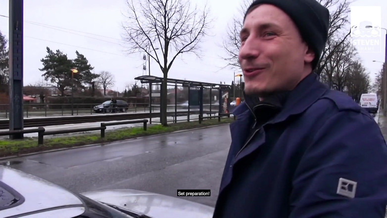 Steven Shame: Скретлі відтрахана в саду вілли: два лохи ділять молоду блондинку