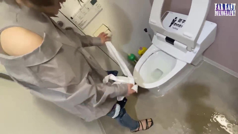 Far East pornography: Stream Journey als schlanke schönheit meistert den nervenkitzel des stehens...
