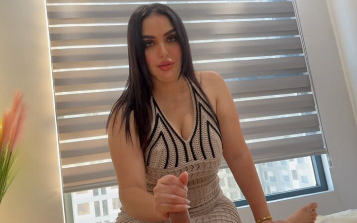 Yasminpahla: Ho scopato accidentalmente il mio grosso culo arabo