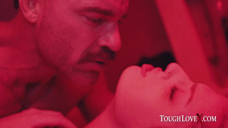 ToughLoveX: TOUGHLOVEX - Rotkäppchen Scarlett Mae trifft Werestud
