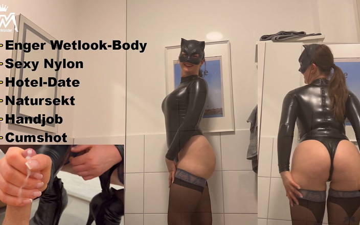 Wet-Wonder: W ciasnym wetlook body użytkownik pełny wkurzony i dojony!