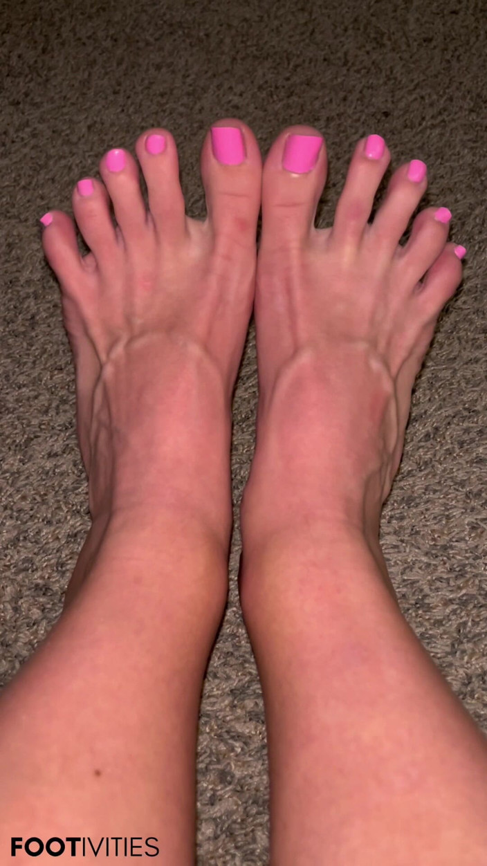footivities: Kaki Veiny Selepas Mandi - Usikan Senyap Oleh Footivities Kaki Ivys
