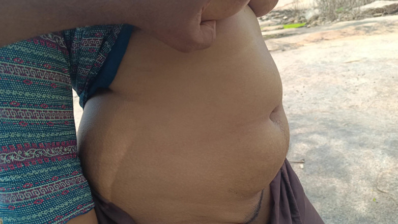Magilmathi: 스와이프 보지 화이트 크림