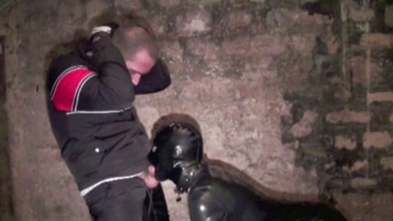 Sneaker Sex Kinky: Экстремальное унижение в кроссовках, ступни и ступни